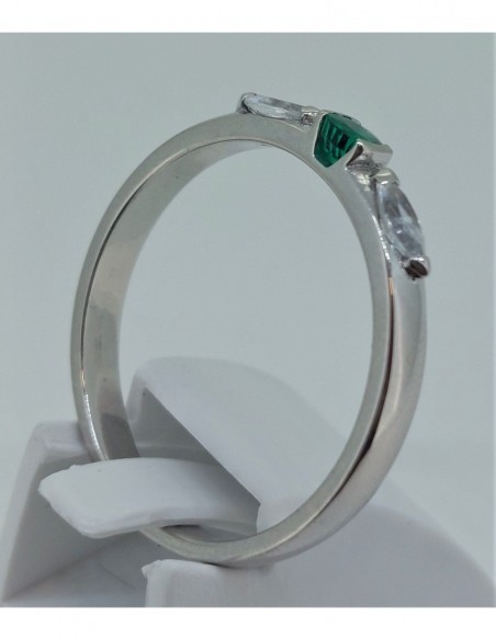 Composition Emeraude et Oxydes de zirconium