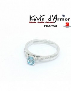 Solitaire accompagné Zircon et Diamants 2