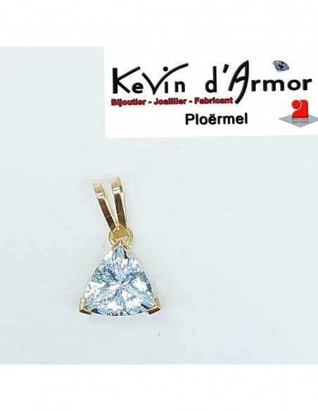 Pendentif en or jaune 750‰ et aigue-marine