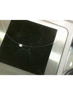 Collier fil nylon oxyde de zirconium